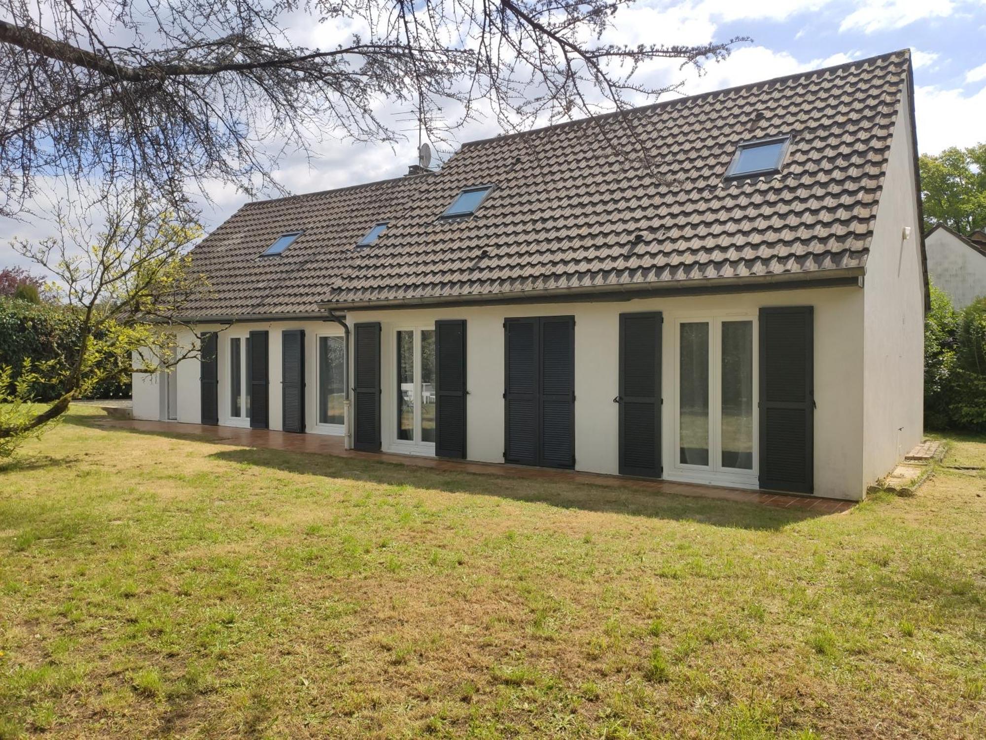 Maison Avec Jardin - 10 Pers - Proche Paris Disney & Golf - Ideal Pro & Familles Lésigny Exteriér fotografie